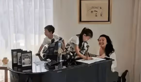 辛酸!66歲張蘭想看一眼孫子,還得背著前兒媳大S偷偷去!