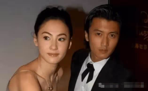 王菲怒了!不滿張柏芝捆綁謝霆鋒,曝第三胎生父身份?張柏芝一句話澄清