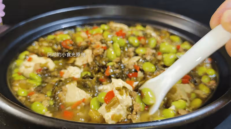 豆腐遇到它,才知道什麼是絕配!一炒一燜盡享好味,一口引爆食慾、超下飯