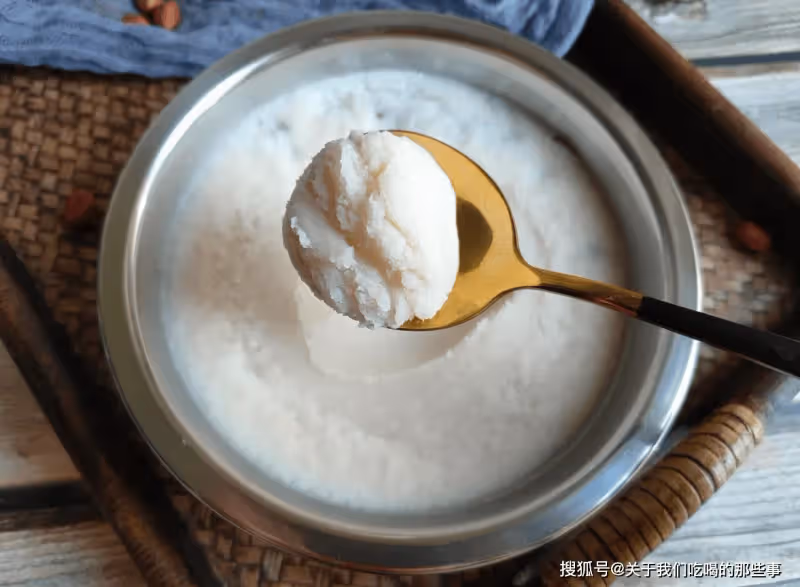 熬豬油原來這麼簡單,牢記正確做法,豬油雪白不腥,炒菜特別香