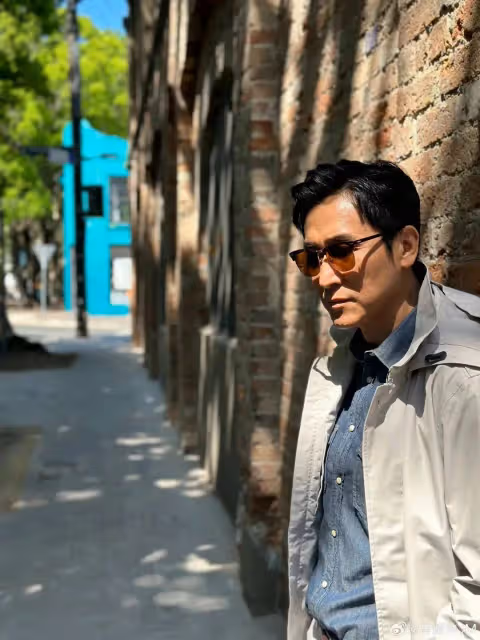 TVB知名視帝太自律！生日還吃減脂餐，56歲皮膚緊緻近乎零毛孔
