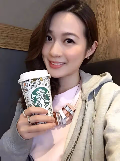 TVB力捧花旦曾是選美七料冠軍，出版漫畫書，成為上位神速的才女