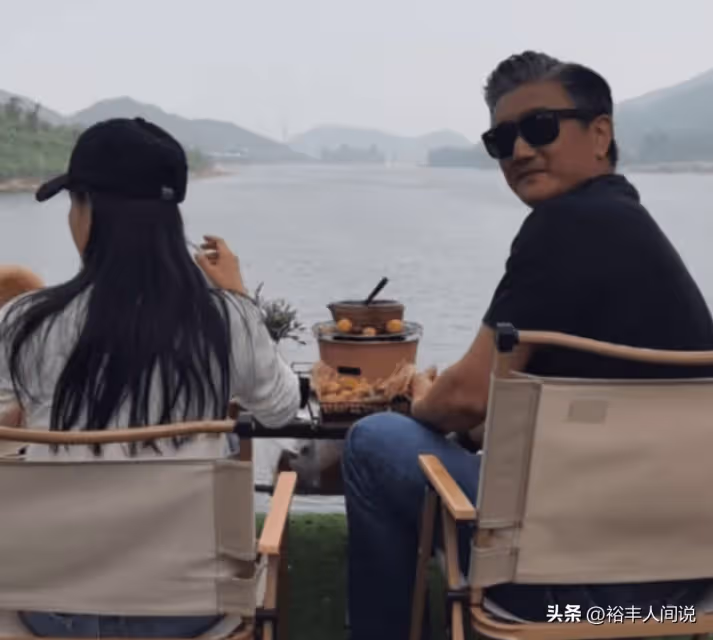 43歲葉靜曬官宣新戀情！對方被曝疑涉毒藝人牛萌萌，諸多細節曝光