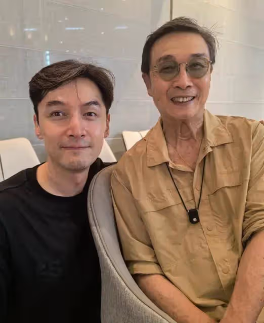 胡歌婚後首次和老婆公開現身,最萌身高差十分幸福,感情甜蜜