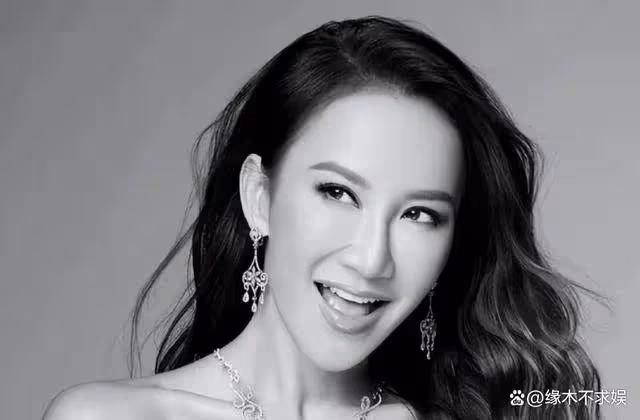 李玟逝世一周年:87歲母親含淚泣述女兒辛苦,好聲音學員發聲!
