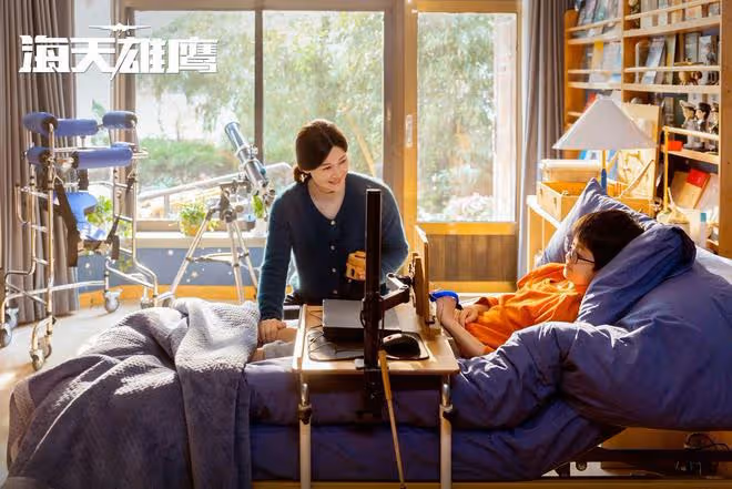 眾星發文告別《海天雄鷹》:童蕾趙達感人落淚!張瑤實實在在