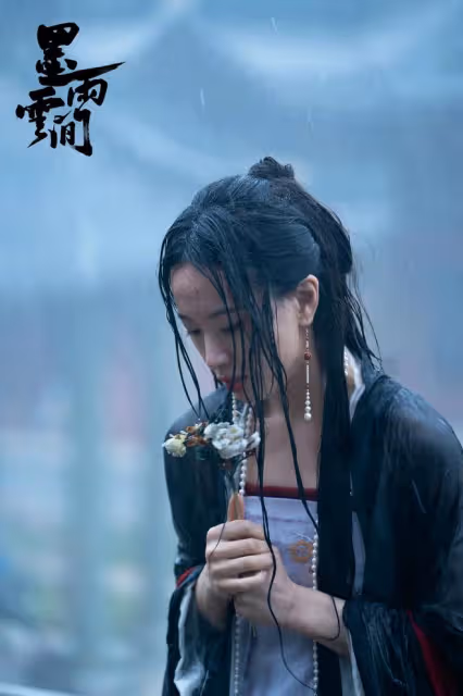 於正髮長文聊李夢,沒有迴避李夢的缺點,也沒有吝惜言辭讚美