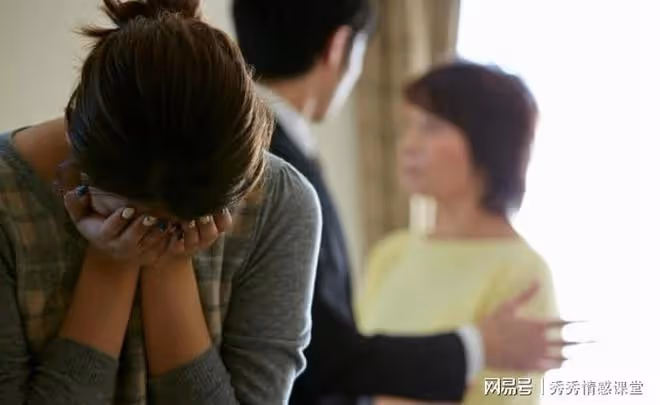 我退休金5000，兒媳要我全上交給她爸媽，我：天還沒黑你做夢呢