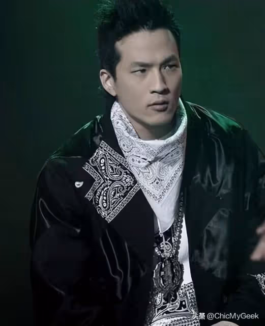 K-POP男女團幕後最強推手,連BLACKPINK都要聽他的話!
