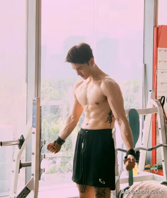 《墨雨雲間》5位心動男配角,各個肌肉身材好養眼!