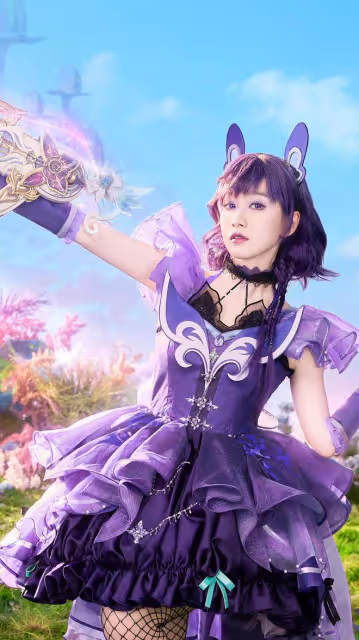 《巴啦啦小魔仙》嚴莉莉回歸!劉美含cos嚴莉莉,依舊很漂亮