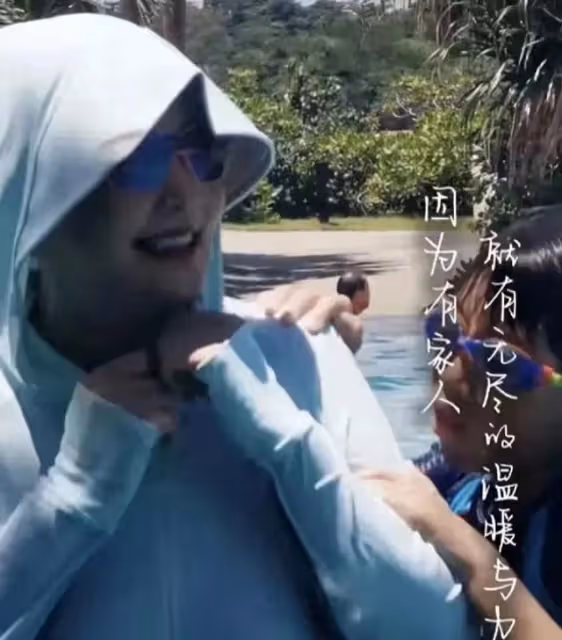 大曲線氣瘋了?張蘭曬出一家六口全家福,馬小梅取代自己成女主人