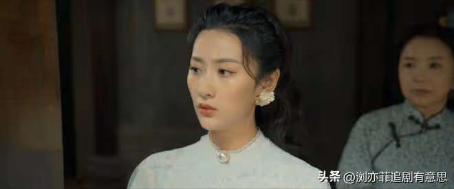 《孤城迷戰》直到多角戀上演，歐孝安才發現，馮靜嫻是我方臥底