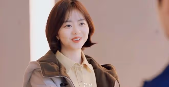 你比星光美麗韓廷喜歡曾荻嗎?紀星心裡有點數