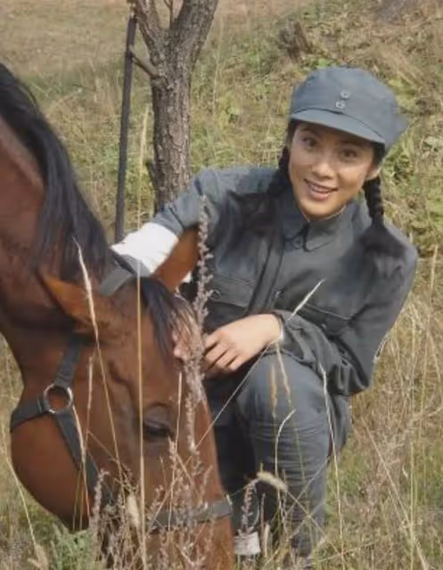 她被稱為「女版于震」,當年紅的發紫,比劉濤還美,如今哪去了?