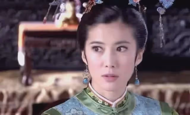 她被稱為「女版于震」,當年紅的發紫,比劉濤還美,如今哪去了?