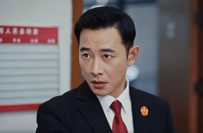 執行法官:直到和采言分手被索賠1000萬,穆子風才發現,自己完了
