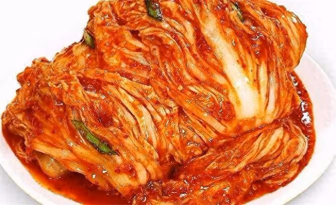 辣白菜好吃有秘訣,只要加上它,口味脆爽正宗,腌半年都不壞