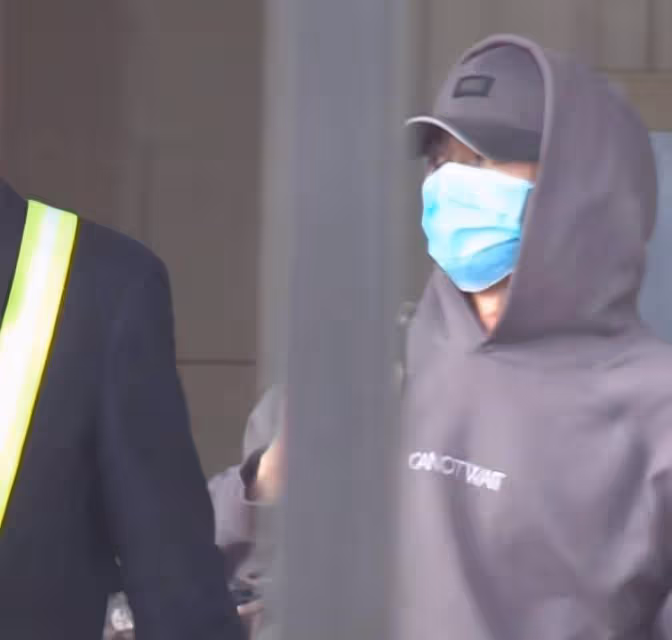 謝霆鋒被發現住張柏芝家，兩人離婚多年終要復婚？王菲又單身了
