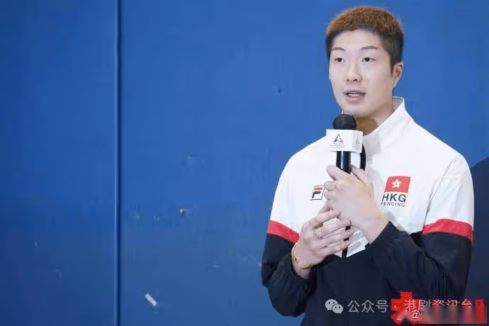 波波自爆與「香港劍神」互相追蹤!被笑似水桶獲餘思霆力撐