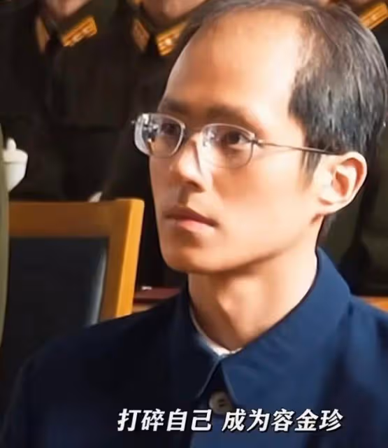 劉昊然新片顛覆形象,拔眉毛快禿頂,敬業扮丑卻「翻車」了