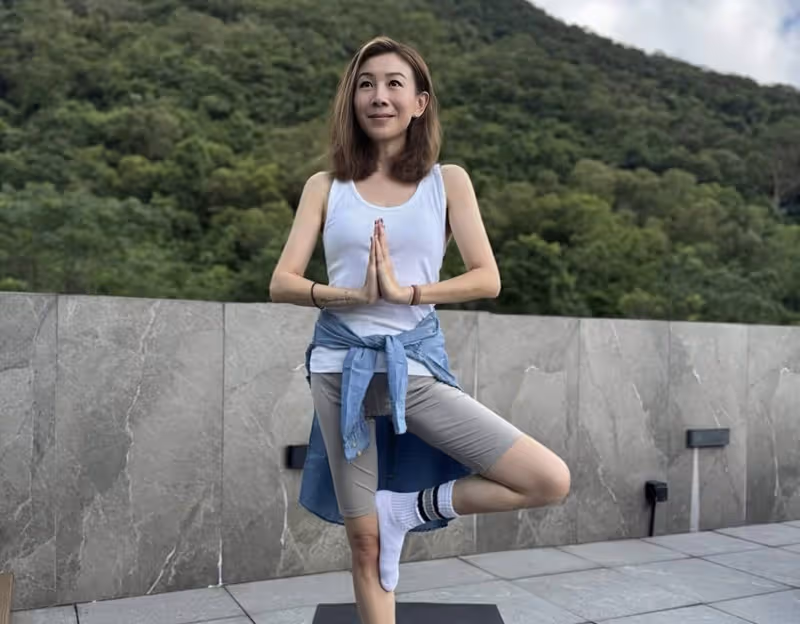 香港女星區文詩瘦成紙片人,談過30多段戀情,前任男友遍布全球