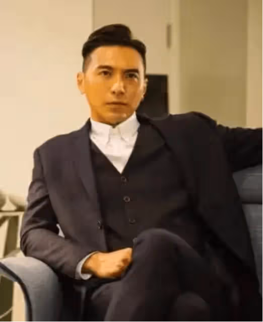 TVB知名男星靠角色成功洗白，劇中斯文敗類形象深入人心，曾因睡粉被雪藏