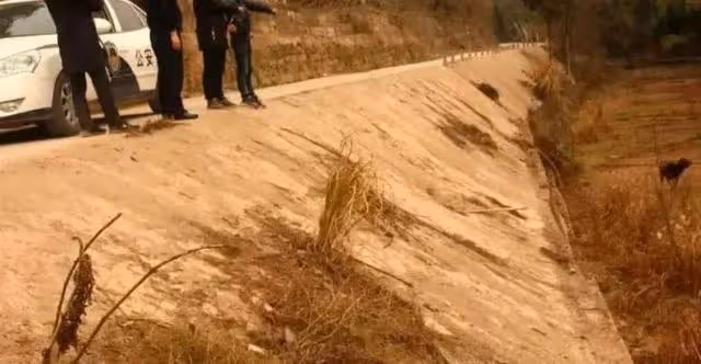 2001年，南充特大殺人輪姦大案，惡魔割人頭先奸後殺，罪惡滔天