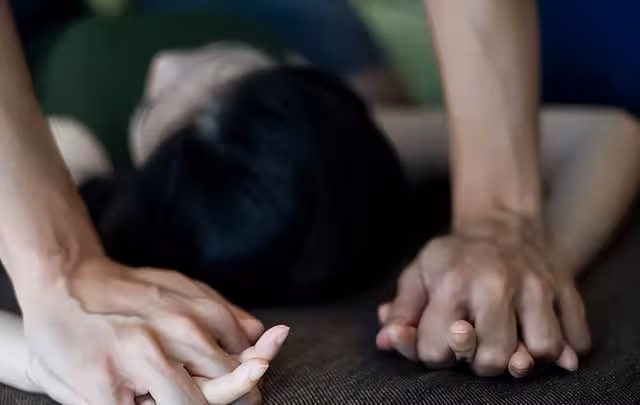 姐夫不斷強姦15歲小姨子,致女孩抑鬱輟學,數罪併罰只判10年