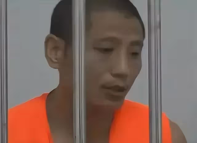 2010年,安徽採花大盜被捕:強姦40多名婦女,持刀卻被悍婦嚇退