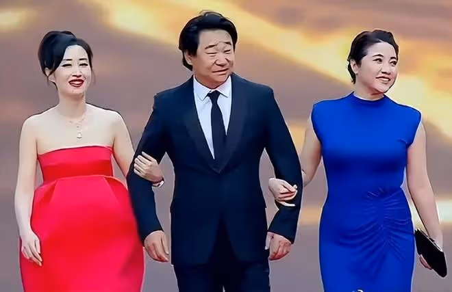 顏丙燕太胖了，150斤身材穿修身裙滿肚子贅肉，魅力卻完勝劉敏濤