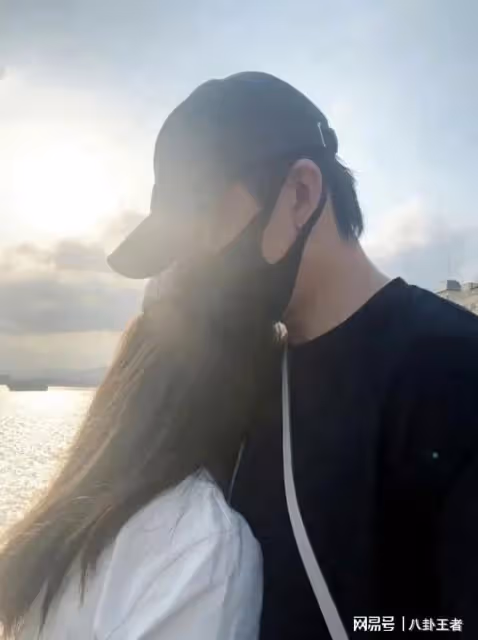 大瓜!俞灝明曝戀情,女方是胡歌前女友王曉晨,楊冪在燒傷時拋棄他