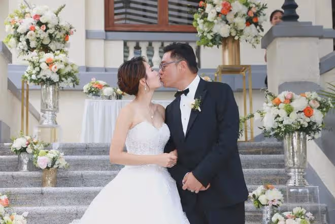 TVB前女星給大25歲老公慶63歲生日!不懼外界嘲諷,生兩孩幸福