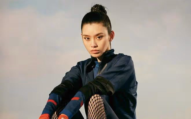 奚夢瑤女兒驚現超模身材,2歲身高驚人,遺傳優勢顯而易見