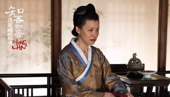 50歲劉琳的素顏照,打臉了多少假凍齡女星