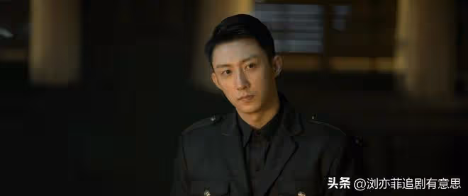 《孤城迷戰》直到大結局殭屍生化人暴動，她根本不知，沈處長叛變