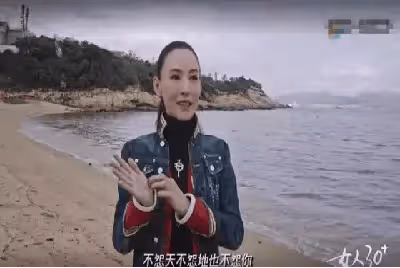 張柏芝首次公開談陳冠希,十個字盡顯心酸,隔空對謝霆鋒吐露心聲?