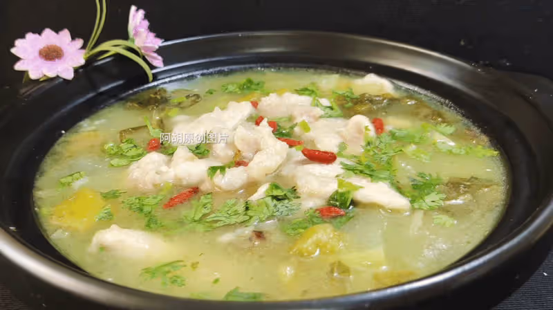 雞湯、魚湯不如此湯！花錢少易上手，天熱隨時煮一鍋，一碗喚醒胃口、酸滑不膩