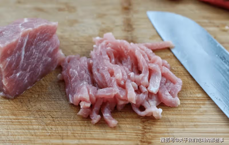 魚香肉絲怎麼做?腌肉、調汁是關鍵,教您正確做法,滑嫩又入味