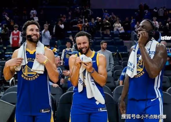 三方交易達成，杜蘭特聯手詹姆斯，火箭得到冠軍基石，太陽翻身！