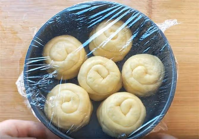 不用電飯鍋,不用烤箱,教你做正宗麵包,口感超鬆軟,零失敗做法