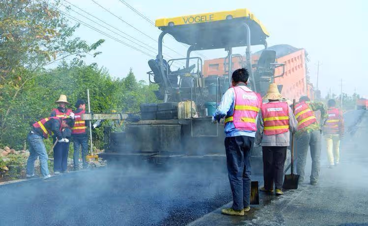絕非技術不如人!為什麼我們公路經常翻修,而日本卻常年如新?