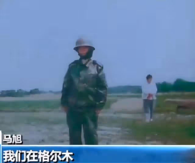 一對85歲夫婦去銀行匯款百萬,金額大引起懷疑,報警才知其身份