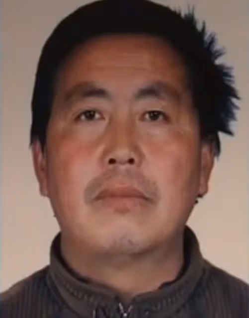 2015年,女子愛上45歲農民,逼婚無果自殺,屍檢卻發現是窒息而亡