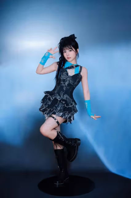 火箭少女賴美雲疑似戀情曝光?被狗仔拍到與高個子男同回小區