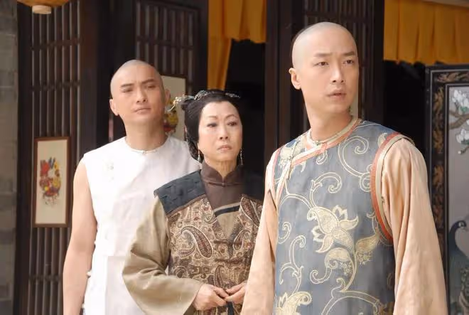 TVB資深女演員息影10年罕見露面！與周潤發聚餐，氣質優雅！