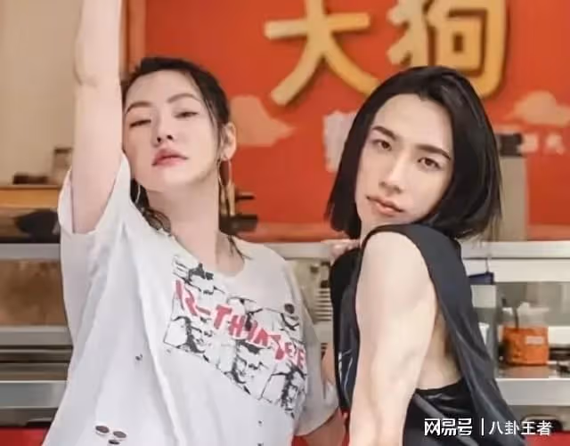小S又和舞蹈老師跳舞了!渾身發紅情緒亢奮,還抱怨老公不碰自己