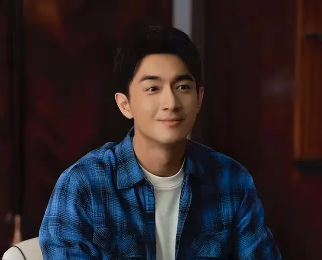 何西送一束鋼鐵玫瑰,方協文才知,億萬身家的他為何輸給毛頭小伙