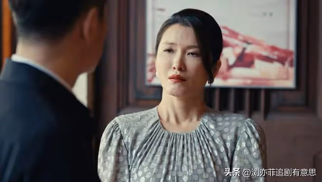 《執行法官》直到五人悲慘結局,齊麟才發現,老狐狸的保護傘太牛