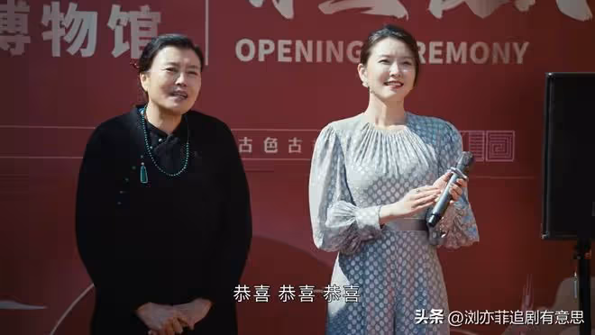 《執行法官》直到五人悲慘結局,齊麟才發現,老狐狸的保護傘太牛